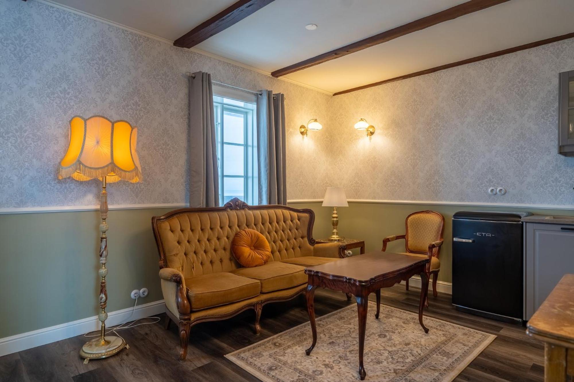 Hotel Bloenduos 블론두오스 외부 사진